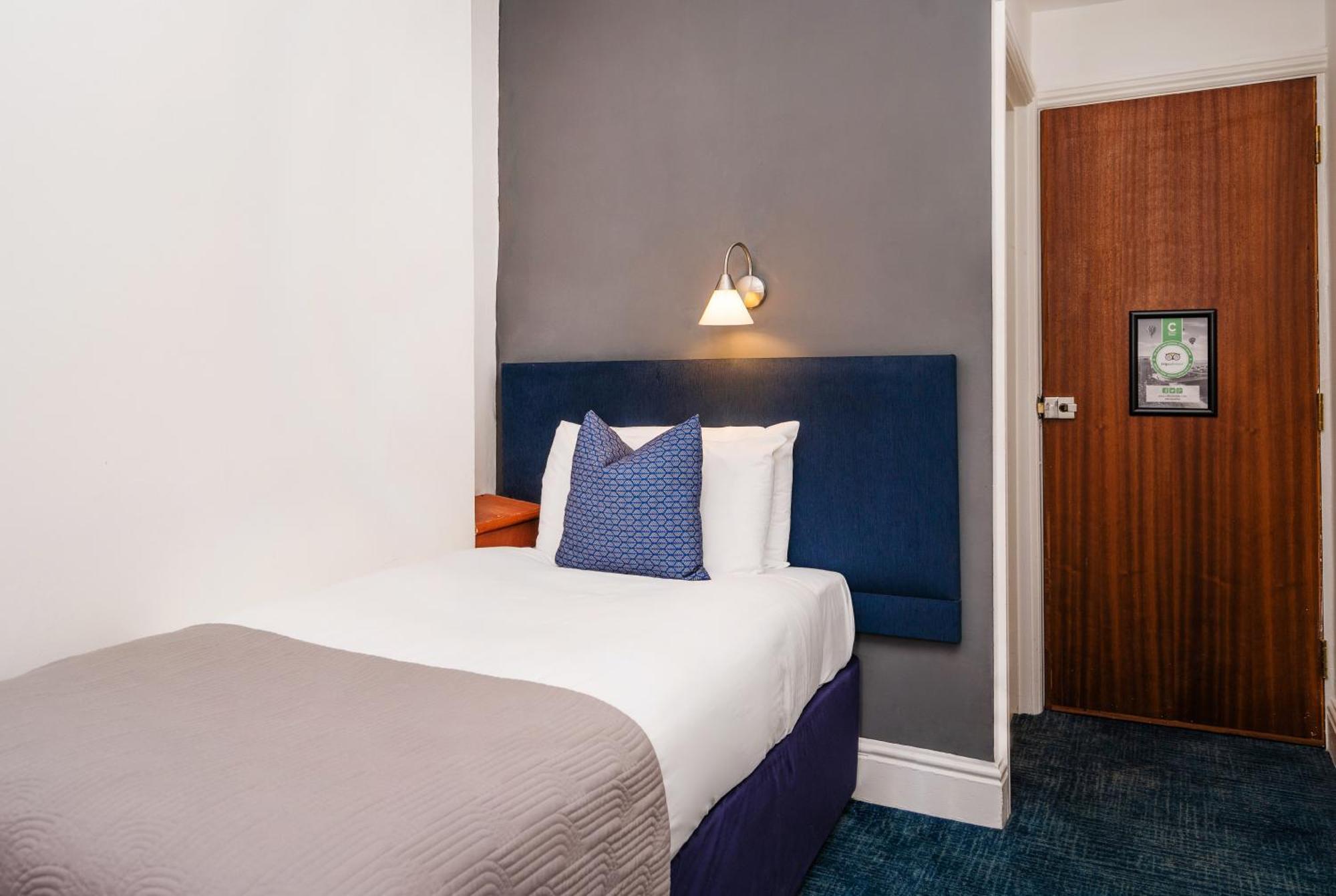 The Washington Hotel Bristol Exterior foto